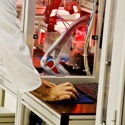 บริการทดสอบชิ้นส่วนอิเล็กทรอนิกส์ด้วยสเปกโตรมิเตอร์ Gts Test Lab Accreditation บริการทดสอบและรับรองความถูกต้องของบุคคลที่สาม