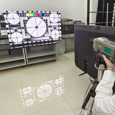 การทดสอบในห้องปฏิบัติการโคมไฟเวที เช่น บริการตรวจจับและรับรองประสิทธิภาพพลังงานแสง Ansi