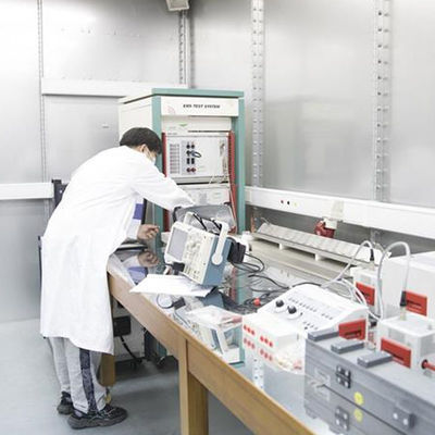 ไฟฉายโคมไฟ Lab Test Cb Gs Cqm Certification บริการตรวจจับและออกใบรับรอง