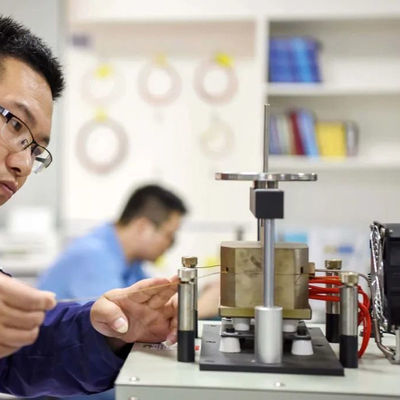 เครื่องเป่าผม En Esd Eft Emi Testing Lab Services บริการตรวจสอบสิทธิ์โดยบุคคลที่สาม