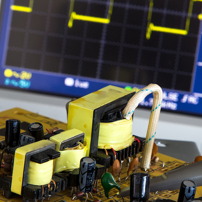 ห้องปฏิบัติการทดสอบ LED ความเข้ากันได้ทางแม่เหล็กไฟฟ้า EMC ใบรับรองระดับโลก